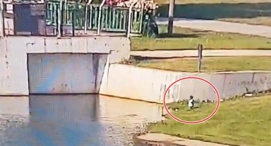 Nilüfer Çayına düşen küçük çocuğu böyle kurtardı