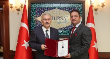 Osman Başeğmez'den Vali Ayyıldız'a veda ziyareti
