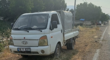 Seyir halindeki kamyonetten düşerek ağır yaralandı