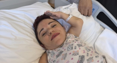 24 kilo ağırlığındaki kadından 3 kilo kist çıktı