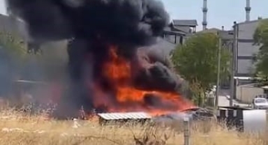 Araç denetim istasyonu alev aldı