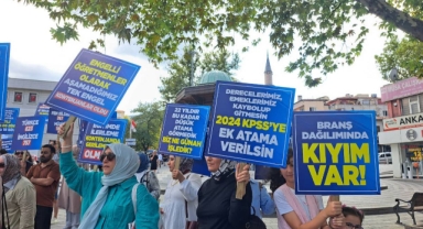 Atanamayan öğretmenlerden ek kontenjan eylemi