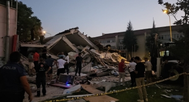 Balıkesir'de 6,1'lik depremin ardından 84 artçı sarsıntı oldu