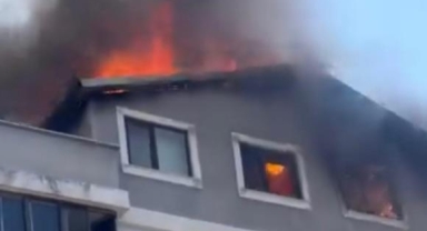 Bursa'da 6 katlı apartmanda yangın