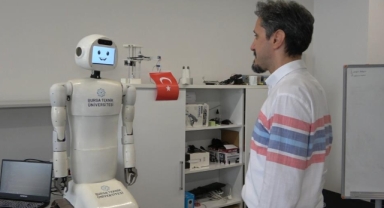 Bursa'da geliştirilen insansı robot
