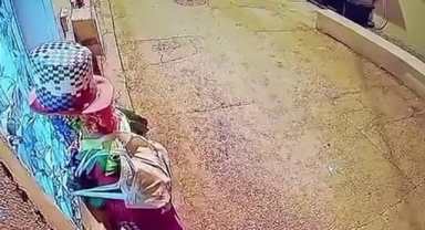 Bursa'da palyaço kıyafetli şahıs gözaltına alındı