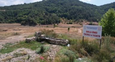 Bursa'nın bir barajı tamamen kurudu