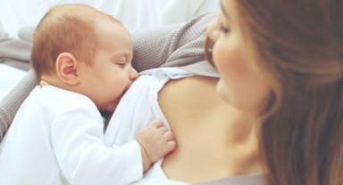Doğru bilinen yanlışlar emzirmeyi zorlaştırıyor