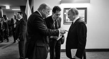 Dünyanın gözü Alaska'daydı