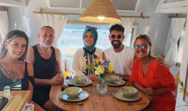 İki ünlü ismin karavan rekabeti