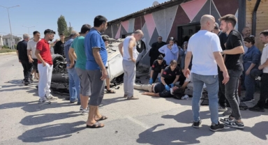 Kontrolden çıkan otomobil takla atarak karşı yola uçtu