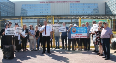 TÜED'den 9 Yıldır bitmeyen hastane önünde basın açıklaması
