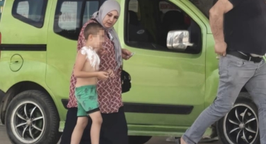 Üzerine parfüm sıkıp çakmak yakan çocuk yaralandı