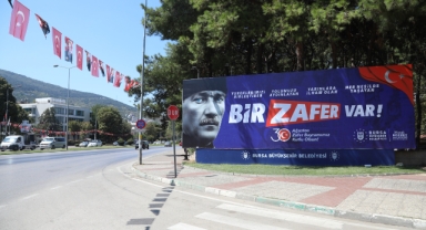 Zafer Bayramı coşkusu Bursa'nın her köşesinde!