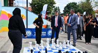 Başkan Yılmaz'dan öğrencilere altın öğütler