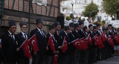 Bursa'da kurtuluşun 103. yılı coşkusu