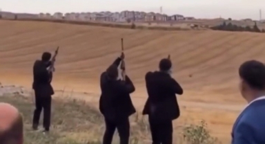 Düğün konvoyunda silah atan şahıslar yakalandı