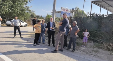 İnegöl'de trafik kazasına Başkan Taban müdahale etti