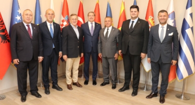 İYİ Parti heyetinden BALKANTÜRKSİAD'a ziyaret