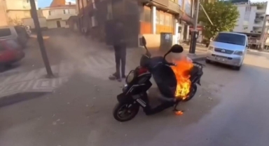 Kestel'de motosiklet alev topuna döndü