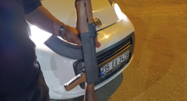 Mobilyacının yaptığı ahşap silah panik yaşattı