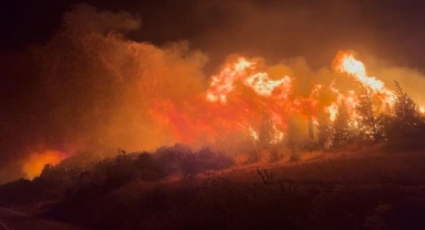 Orman yangını Akçasusurluk köyüne yaklaştı