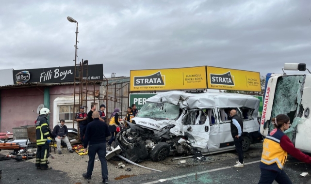 Tekirdağ'da korkunç kaza: 3 ölü, 9 yaralı