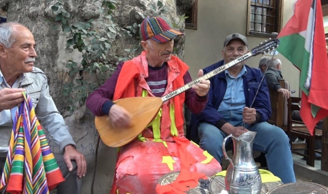 Tiyatrocu Bahtiyar Keskin Filistin'e böyle destek oldu