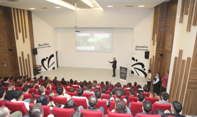 Bakan Yardımcısı Durmuş Ünüvar'dan geleceğin denizcilerine vizyon dersi