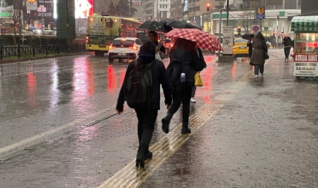 Bursa'da 2 günlük yağışlar ekim ayını kurtardı