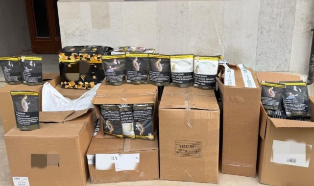Bursa'da binlerce makaron ve bandrolsüz ürün ele geçirildi