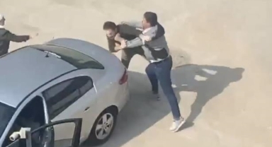 Bursa’da terlikli sopalı yol kavgası