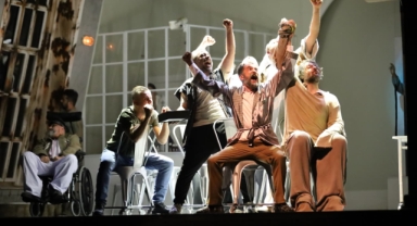 Bursa Şehir Tiyatrosu, sezona ‘merhaba’ dedi