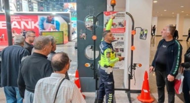 Bursa Tarım Fuarı'nda jandarmadan sürücülere eğitim