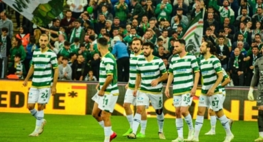 Bursaspor evinde bir puan'a razı oldu: 2-2