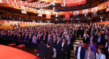 CHP Bursa'da Nihat Yeşiltaş güven tazeledi