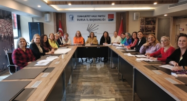CHP Bursa İl Kadın Kolları'ndan basın açıklaması