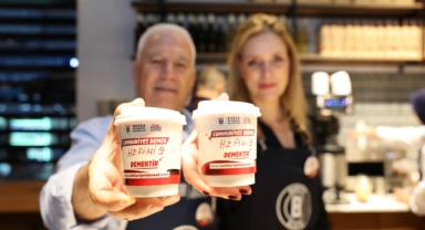 Cumhuriyet’in sıcaklığı Bursa’da paylaşıldı