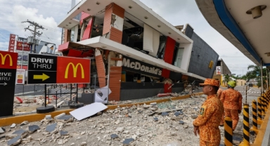 Filipinler’de 7.4'lük depremde bilanço ağırlaşıyor