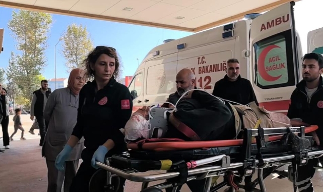 İskelenin altında kalan işçi ağır yaralandı