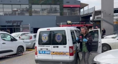 Kafenin sorumlu müdürüne kurşun yağdırdılar