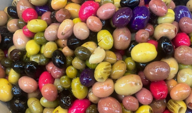 Karı kocanın zeytin kavgasından