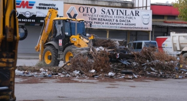Nilüfer Belediyesi’nden Sanayi'de kapsamlı temizlik