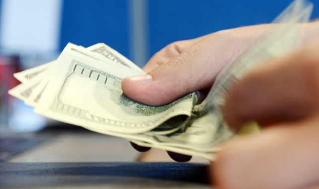 Serbest piyasada döviz fiyatları