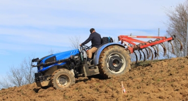 Türkiye'deki traktörlerin yüzde 34'ü 10 şehirde bulunuyor