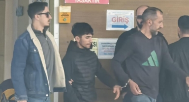 Uyuşturucu satıcıları suçüstü yakalandı