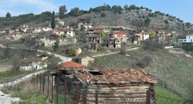 450 yıllık köyde yaşayan sayısı 4