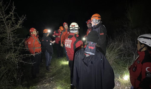 Alzheimer hastası adamı arama çalışmaları sürüyor