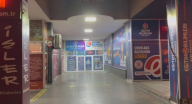 Asansörde mahsur kalan öğrencileri itfaiye kurtardı