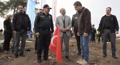 Bursa’da şehitler anısına fidan dikildi